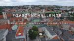 Panorama miasta, na tym tle napis: #GaschenChallenge. Pierwszy Urząd Skarbowy w Zielonej Górze.